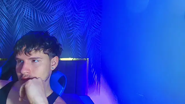 Snapshot of SEXYBOY_VC chatting on October 1, 2025, 12:33 pm SEXYBOY VC online show from October 1, 2025, 12:33 pm