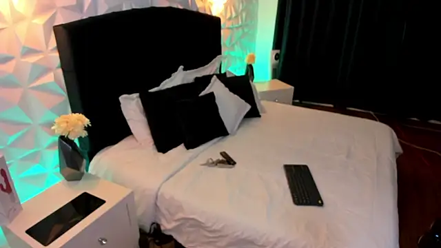 VeroHands online show from October 2, 2025, 12:01 pm