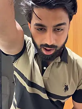 hottestboy03 online show from February 13, 2026, 9:16 am