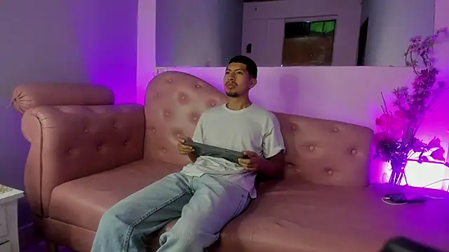 Snapshot of AxelAndJeremy chatting on September 26, 2025, 2:48 am AxelAndJeremy online show from September 26, 2025, 2:48 am