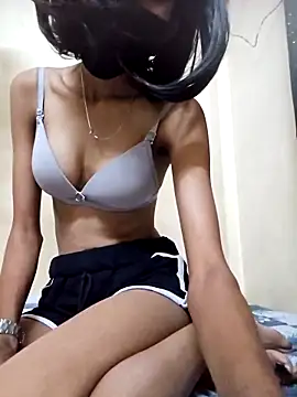 xnmx26 online show from November 17, 2025, 6:19 am