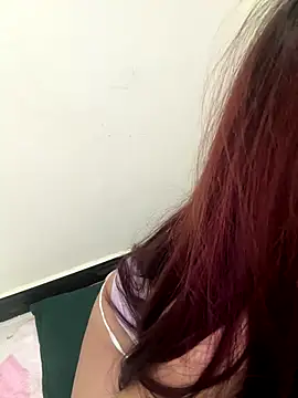 mimi9420 online show from November 21, 2025, 1:32 pm