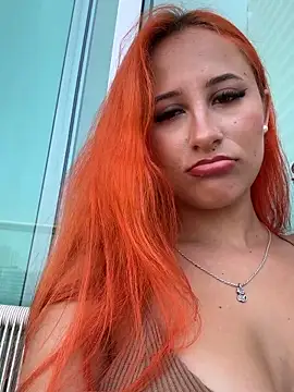 saray marquez online show from February 11, 2026, 4:23 pm