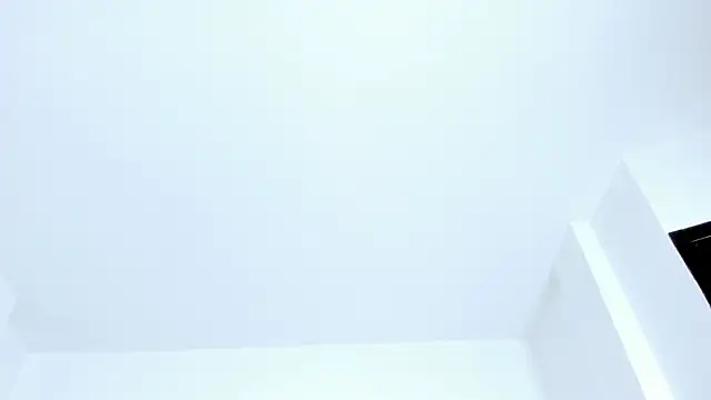 Snapshot of tyra_bankss_ chatting on September 15, 2025, 7:03 pm tyra bankss  online show from September 15, 2025, 7:03 pm