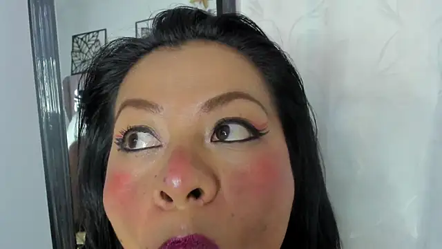 Snapshot of Electra_bk chatting on September 10, 2025, 12:38 pm Electra bk online show from September 10, 2025, 12:38 pm
