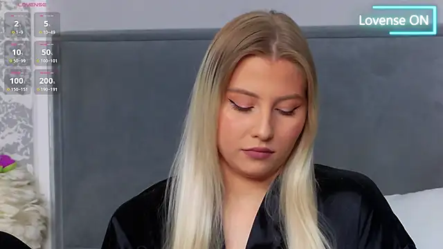 Snapshot of Amy_mit chatting on September 25, 2025, 10:19 am Amy mit online show from September 25, 2025, 10:19 am