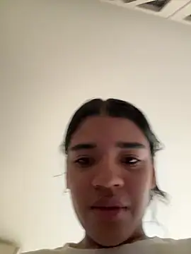 Snapshot of Miagomezx chatting on March 10, 2026, 4:01 pm Miagomezx online show from March 10, 2026, 4:01 pm