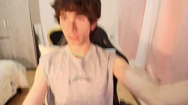 Nude Boy18 online show from September 24, 2025, 12:14 am