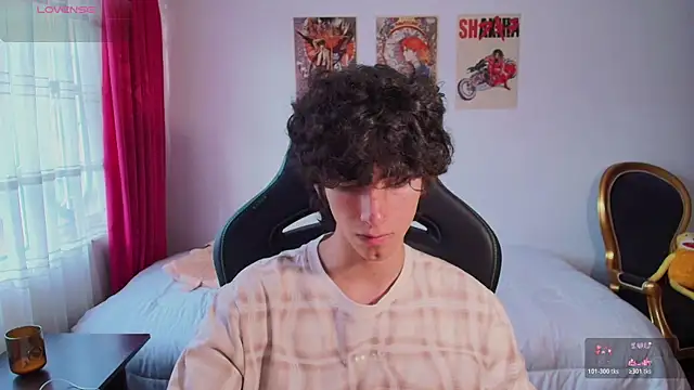 Nude Boy18 online show from July 2, 2026, 10:38 pm