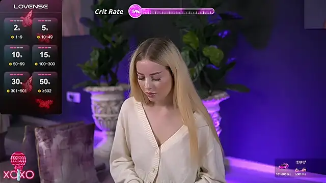 Snapshot of SerenaNoir chatting on October 2, 2025, 3:35 am SerenaNoir online show from October 2, 2025, 3:35 am