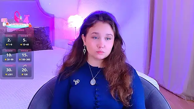 Snapshot of VelvetVixenCute chatting on September 22, 2025, 5:20 am VelvetVixenCute online show from September 22, 2025, 5:20 am