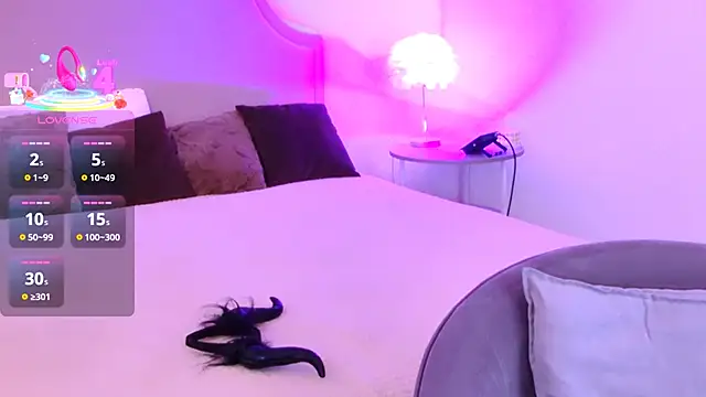 Snapshot of VelvetVixenCute chatting on October 25, 2025, 5:26 am VelvetVixenCute online show from October 25, 2025, 5:26 am