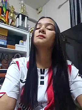 Natural Asian Girl online show from November 18, 2025, 11:25 am