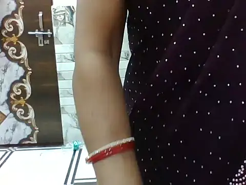 Snapshot of VNDANA_ chatting on September 30, 2025, 6:18 am VNDANA online show from September 30, 2025, 6:18 am