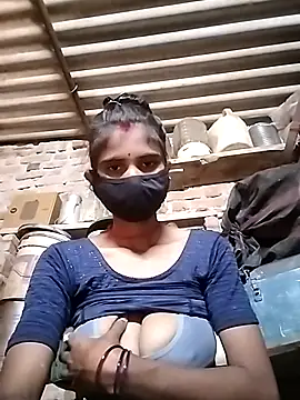 Joshi Love143 online show from November 21, 2025, 7:29 am