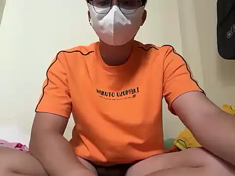 khanh0307 online show from September 11, 2025, 4:01 am