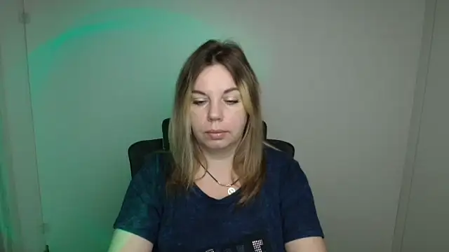 Snapshot of Jessica_Amore chatting on September 23, 2025, 5:32 am Jessica Amore online show from September 23, 2025, 5:32 am