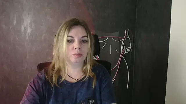 Snapshot of Jessica_Amore chatting on October 2, 2025, 5:25 am Jessica Amore online show from October 2, 2025, 5:25 am