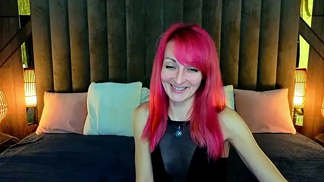 BrandyBloom online show from November 22, 2025, 7:57 pm