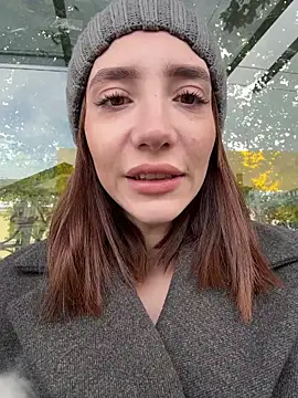 Snapshot of BallerinaCappuccino_ chatting on October 5, 2025, 6:12 am BallerinaCappuccino online show from October 5, 2025, 6:12 am