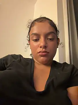 allybluee777 online show from June 21, 2026, 3:42 am