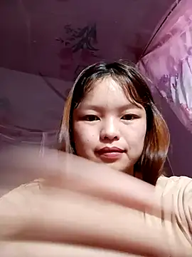 Snapshot of XoiXoi232 chatting on September 8, 2025, 3:11 pm XoiXoi232 online show from September 8, 2025, 3:11 pm