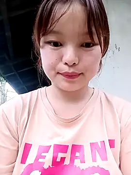 Snapshot of XoiXoi232 chatting on September 9, 2025, 11:10 am XoiXoi232 online show from September 9, 2025, 11:10 am