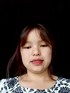 Snapshot of XoiXoi232 chatting on September 12, 2025, 3:28 am XoiXoi232 online show from September 12, 2025, 3:28 am