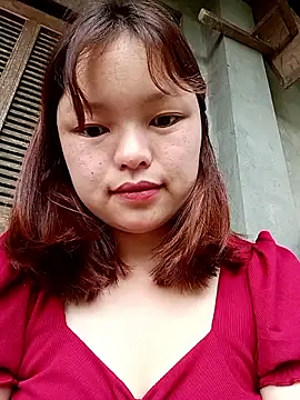 Snapshot of XoiXoi232 chatting on September 13, 2025, 12:21 am XoiXoi232 online show from September 13, 2025, 12:21 am