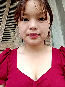 Snapshot of XoiXoi232 chatting on September 17, 2025, 3:19 am XoiXoi232 online show from September 17, 2025, 3:19 am