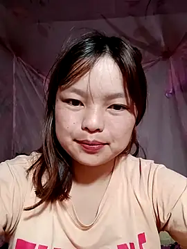 Snapshot of XoiXoi232 chatting on September 23, 2025, 2:20 pm XoiXoi232 online show from September 23, 2025, 2:20 pm