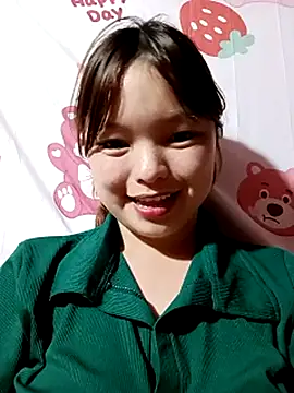 Snapshot of XoiXoi232 chatting on October 11, 2025, 12:04 pm XoiXoi232 online show from October 11, 2025, 12:04 pm