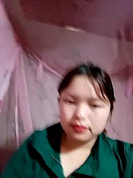 Snapshot of XoiXoi232 chatting on October 12, 2025, 12:09 am XoiXoi232 online show from October 12, 2025, 12:09 am