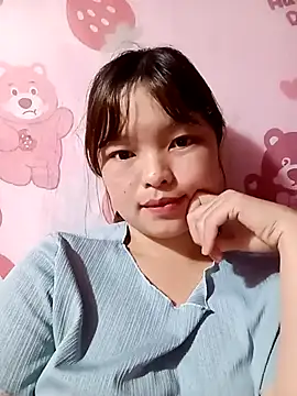 Snapshot of XoiXoi232 chatting on October 16, 2025, 1:39 am XoiXoi232 online show from October 16, 2025, 1:39 am