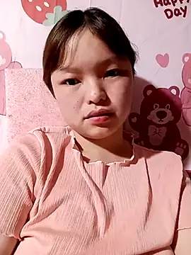 Snapshot of XoiXoi232 chatting on October 24, 2025, 12:08 am XoiXoi232 online show from October 24, 2025, 12:08 am