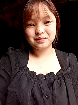 Snapshot of XoiXoi232 chatting on October 28, 2025, 1:53 am XoiXoi232 online show from October 28, 2025, 1:53 am