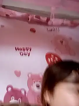 Snapshot of XoiXoi232 chatting on November 1, 2025, 2:35 am XoiXoi232 online show from November 1, 2025, 2:35 am