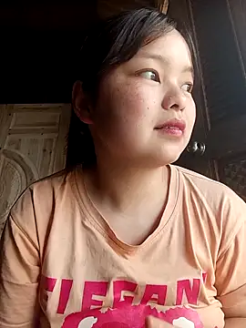 XoiXoi232 online show from February 15, 2026, 3:47 am