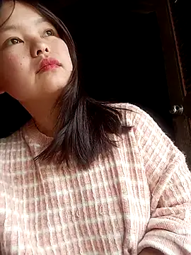 XoiXoi232 online show from March 16, 2026, 1:33 am