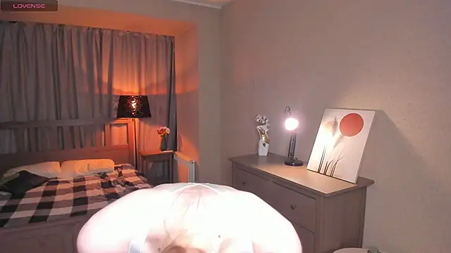 Snapshot of OdellaFrake chatting on October 31, 2025, 9:05 pm OdellaFrake online show from October 31, 2025, 9:05 pm