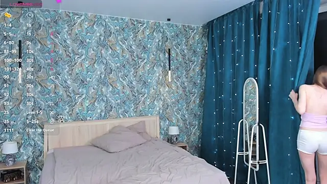 Snapshot of OdellaFrake chatting on February 14, 2026, 7:21 pm OdellaFrake online show from February 14, 2026, 7:21 pm