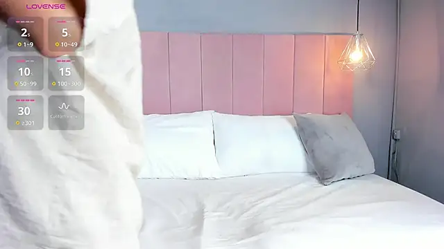 Snapshot of Cloe_Black chatting on September 18, 2025, 4:36 am Cloe Black online show from September 18, 2025, 4:36 am