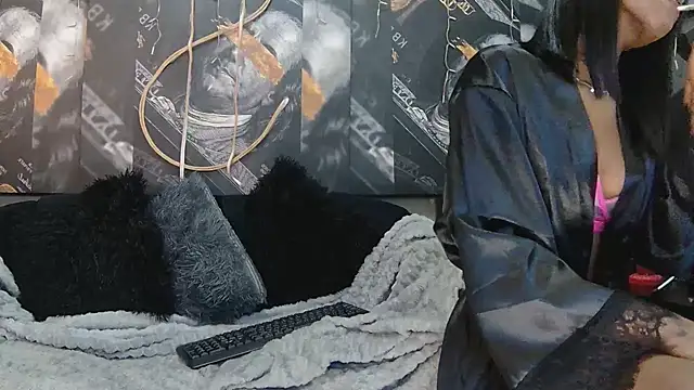 Snapshot of Lilmisbaddyxxx chatting on April 20, 2026, 7:15 pm Lilmisbaddyxxx online show from April 20, 2026, 7:15 pm