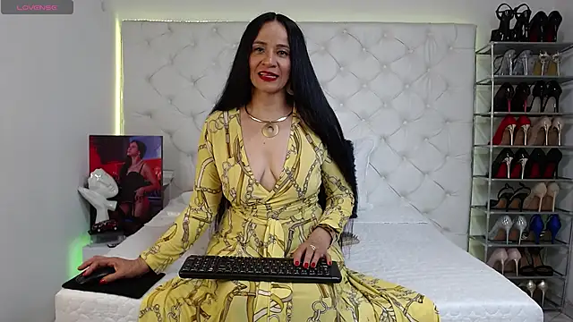 Snapshot of yury_m2_ chatting on October 2, 2025, 2:18 am yury m2  online show from October 2, 2025, 2:18 am