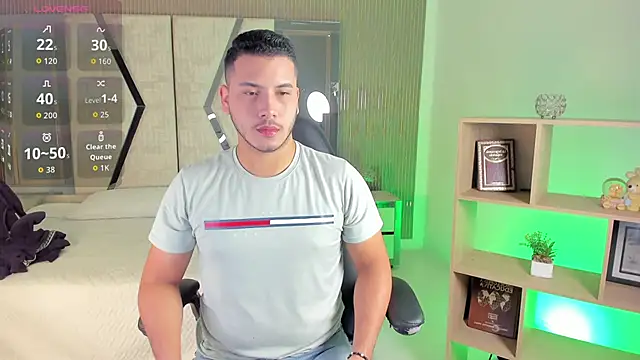 Axel grey  online show from March 19, 2026, 12:42 pm