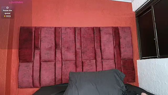 LilithVibe  online show from January 5, 2026, 5:27 pm