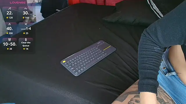 LilithVibe  online show from February 19, 2026, 2:57 pm