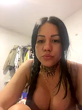 SquintBore online show from November 11, 2025, 4:34 am