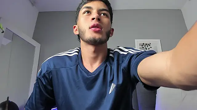 Tylerffoxx online show from March 11, 2026, 9:32 pm