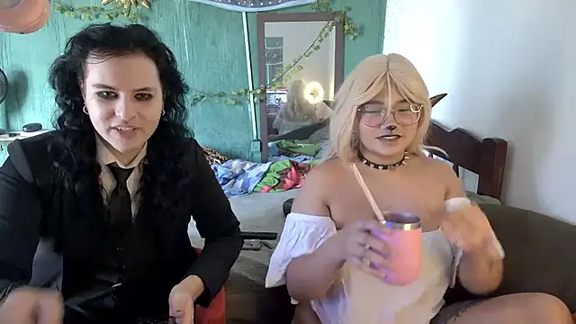 Angel Duck online show from September 23, 2025, 3:48 pm